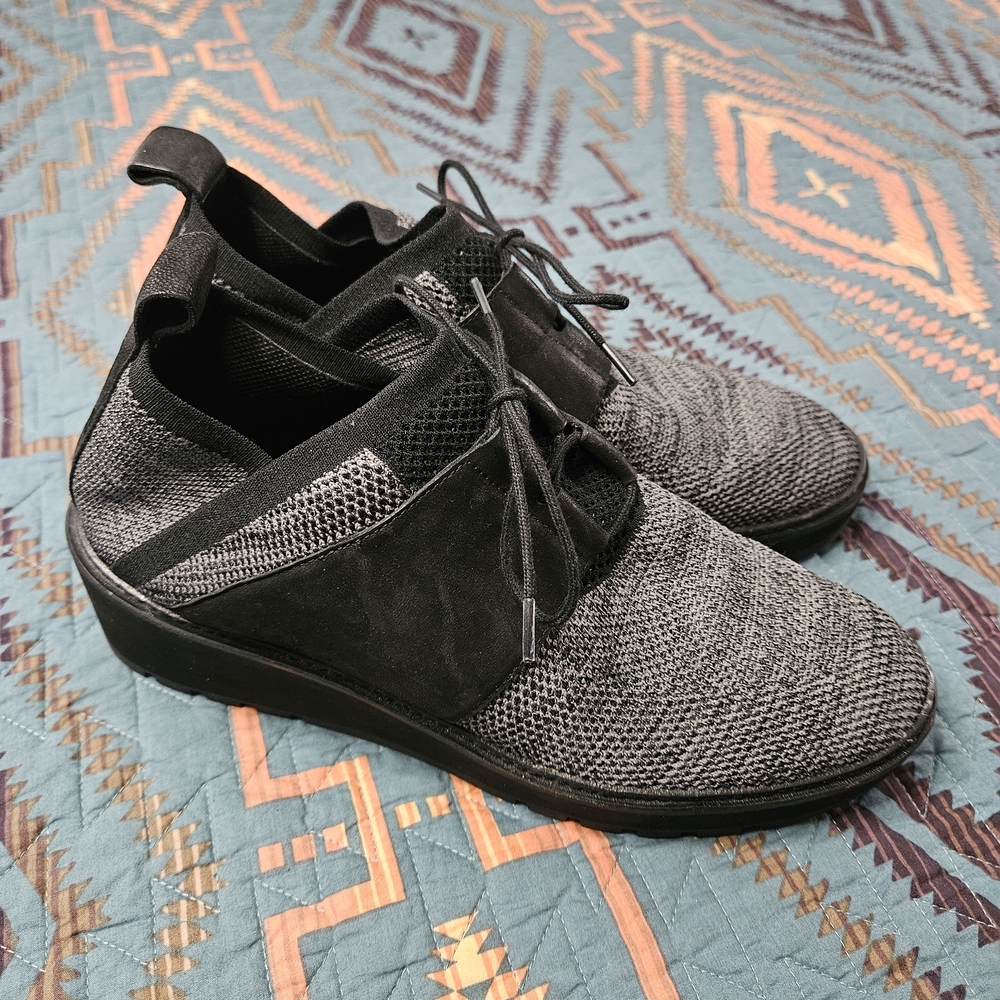 Eileen Fisher Wilson‎ Black and Gray Women's Sneakers